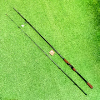 لنسر یا چوب ماهیگیری دو تیکه اسپینی آب شوری  برند کایدا مدل victory سایز 270سانت